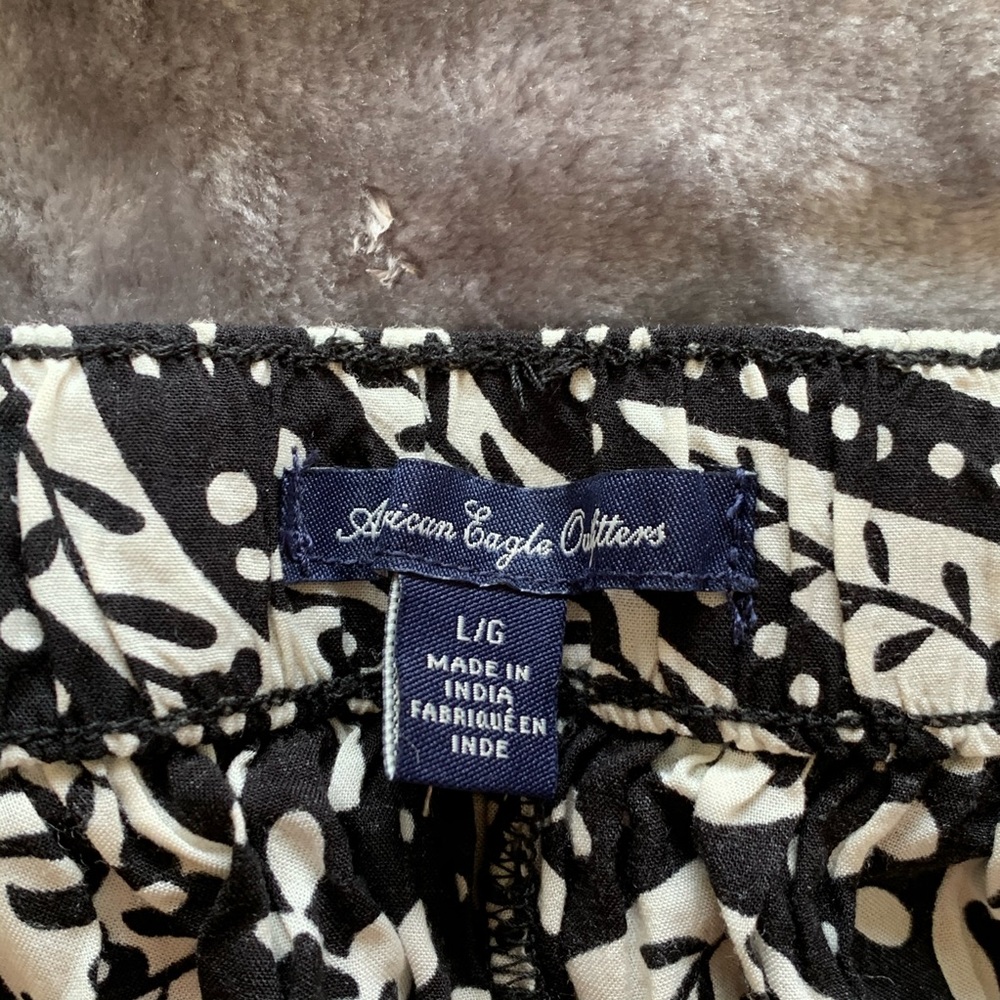 American Eagle Skirt - Picture 3 of 4